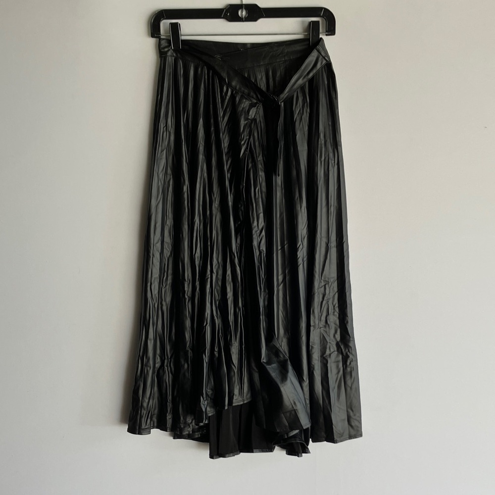 Elegant Black Women's Skirt